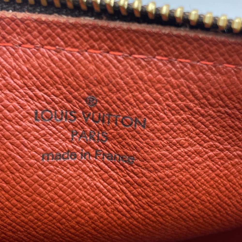 Louis Vuitton Damier Papillon Handbag - Picture 10 of 12